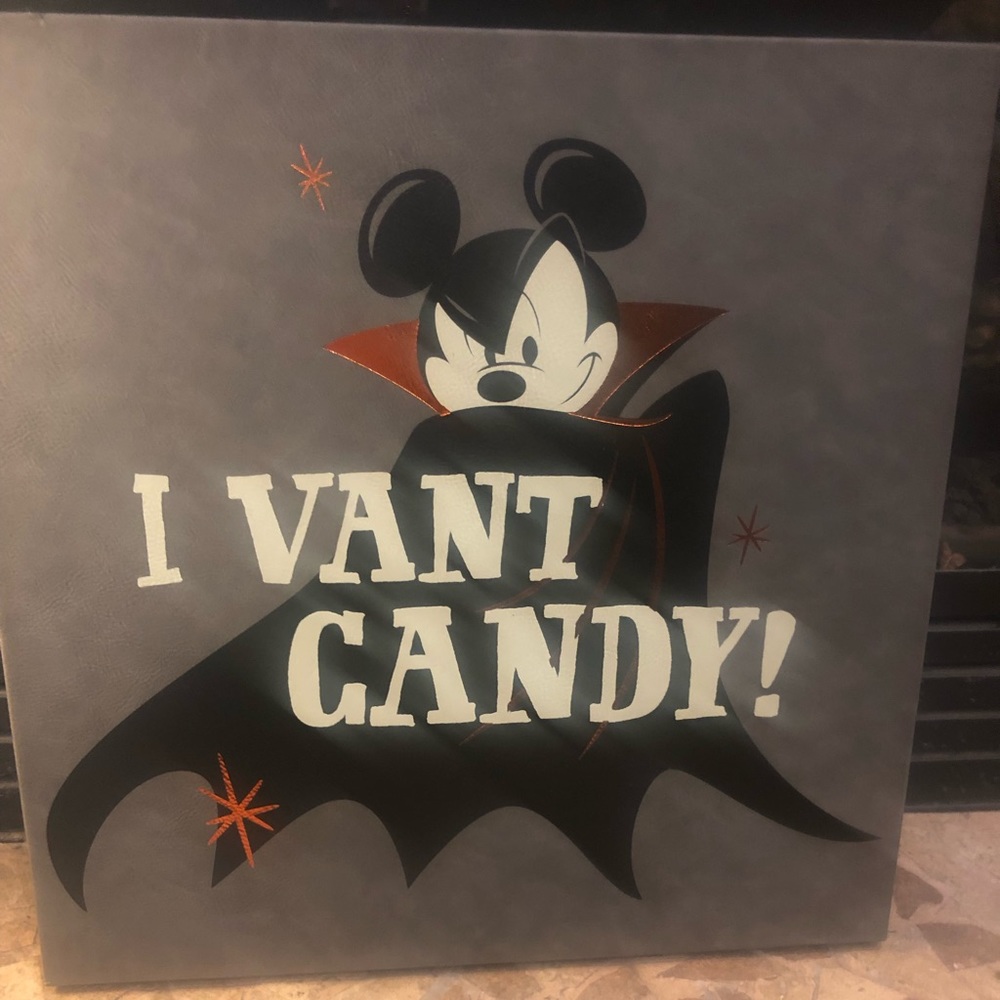 Disney Parks 2018 Mickey Mouse Halloween Sign
